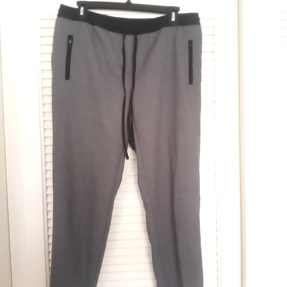 Worthington modern fit unisex pants. Size S